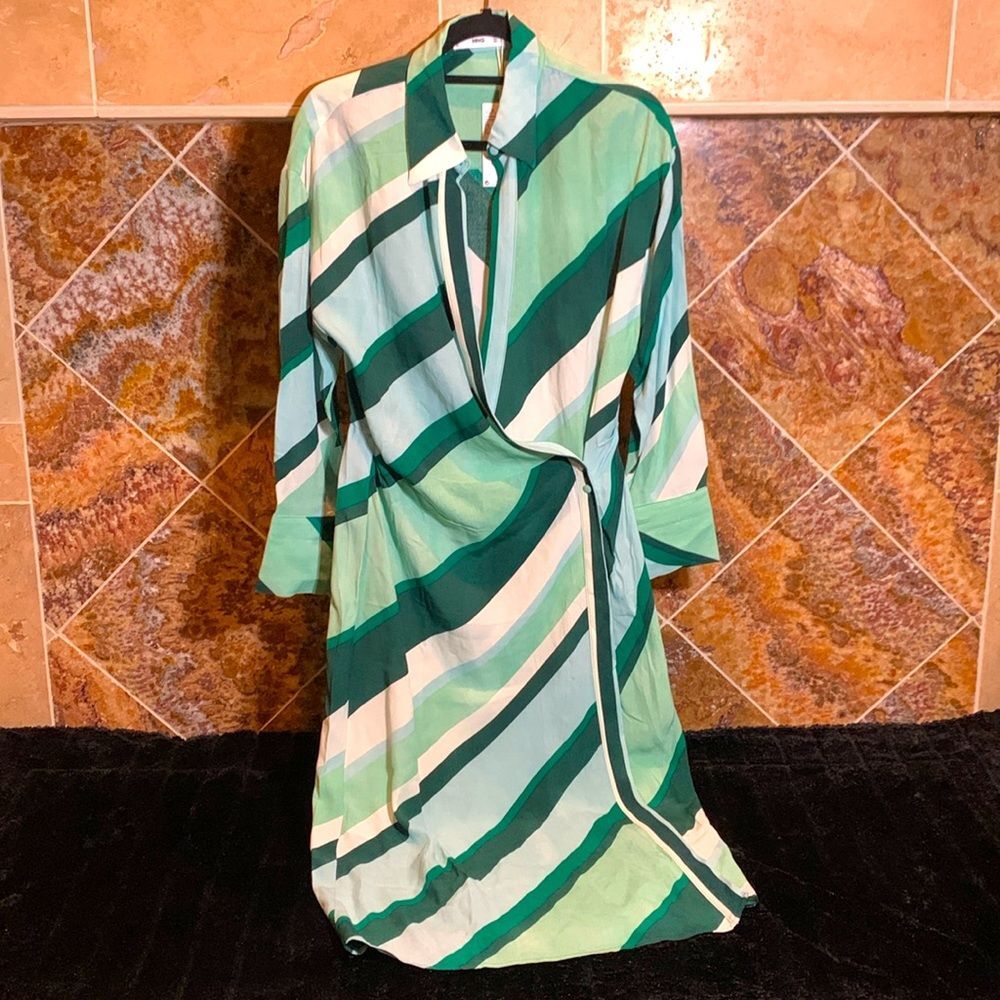 FRESH & EFFORTLESS | Mango Green Striped Print Dress - NWT Size Medium - Picture 3 of 14